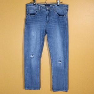 Pilcro Slim Boyfriend Crop Jeans Light Wash Size 28 Distressed